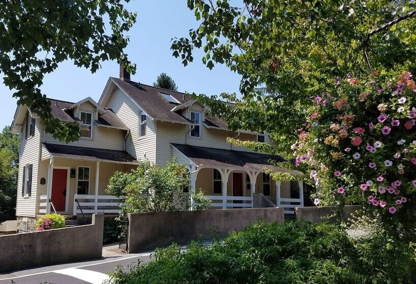 هتل The Inn At Montchanin Village & Spa
