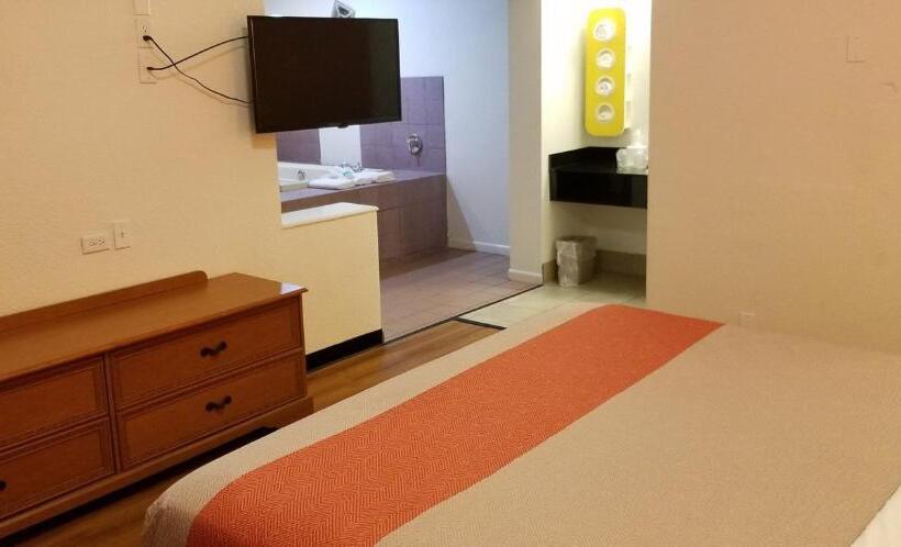 ホテル Fairbridge Inn Express North Lima