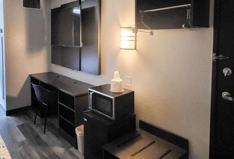 Motel 6 Sinton Tx