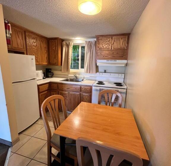 مُتل Timbers Inn And Suites