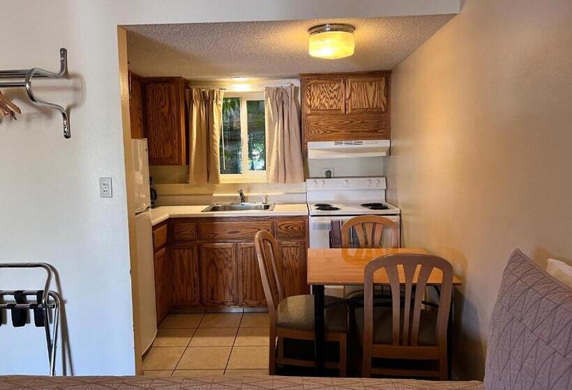 مُتل Timbers Inn And Suites