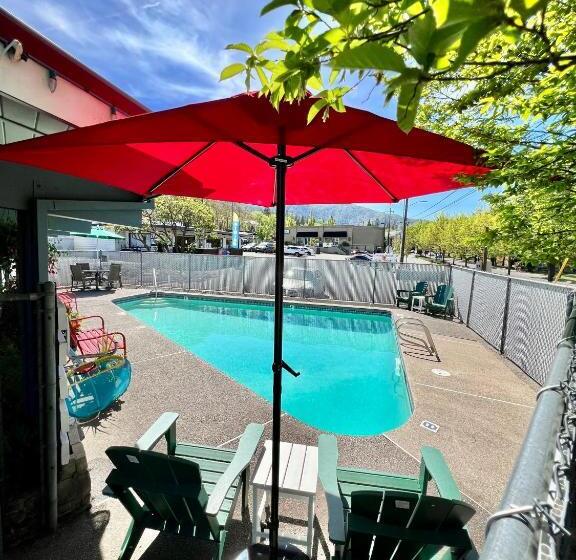 مُتل Timbers Inn And Suites