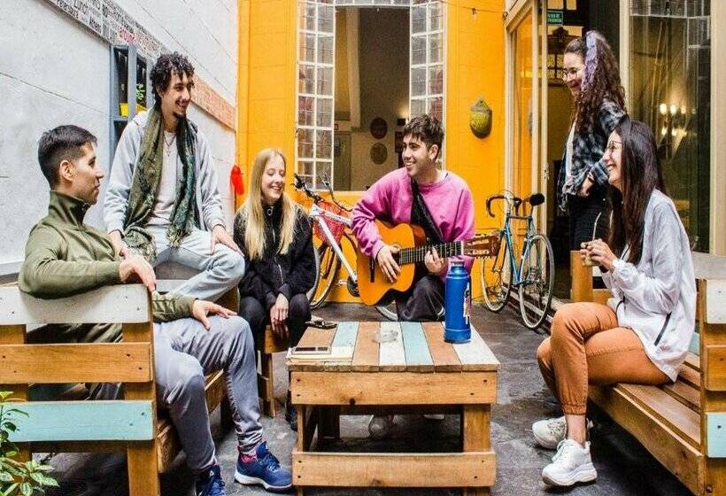 Play Hostel Arcos