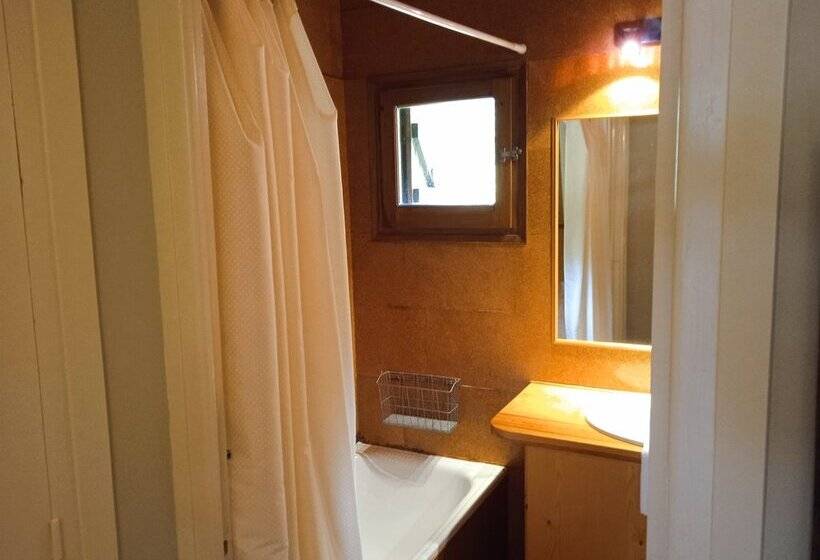 Apartamentos Escarrilla 3000