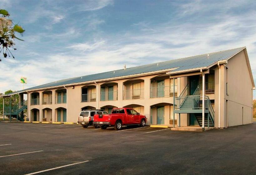 هتل Americas Best Value Inn Rome