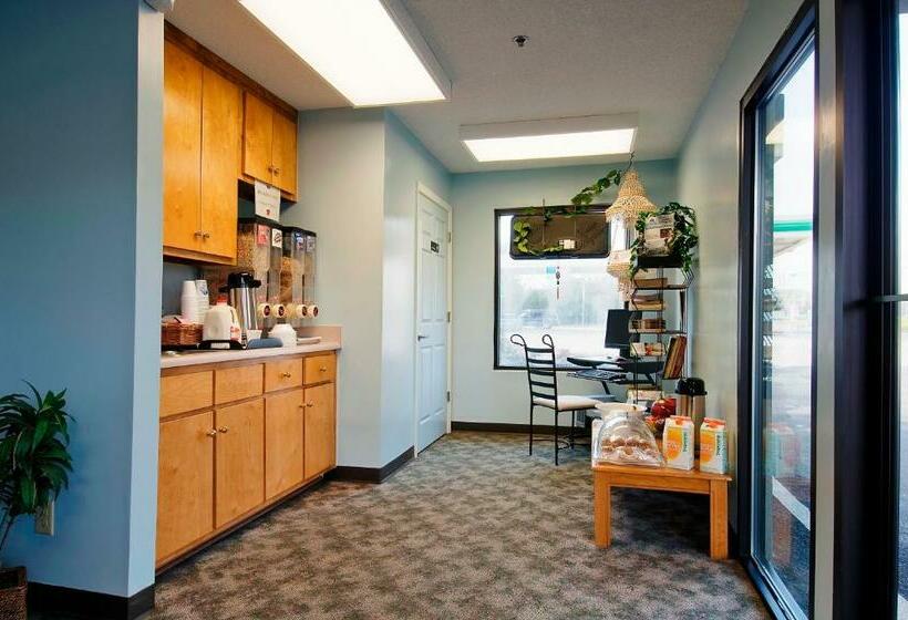 هتل Americas Best Value Inn Rome