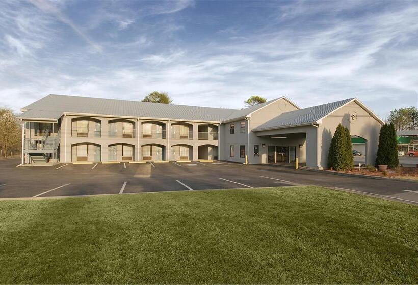 هتل Americas Best Value Inn Rome