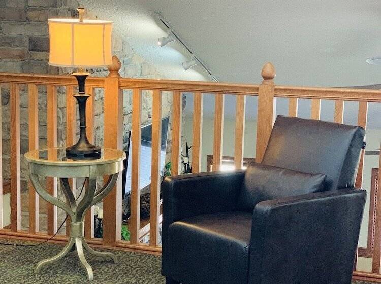 هتل Americinn By Wyndham Kewanee
