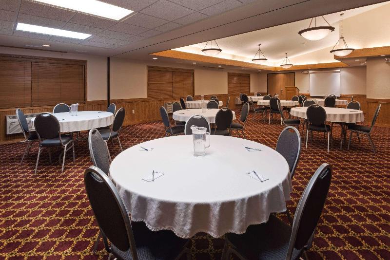 هتل Americinn By Wyndham Rexburg Byui