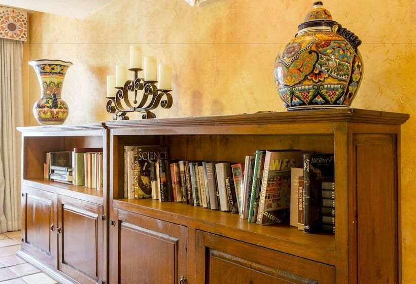 فندق Avila La Fonda