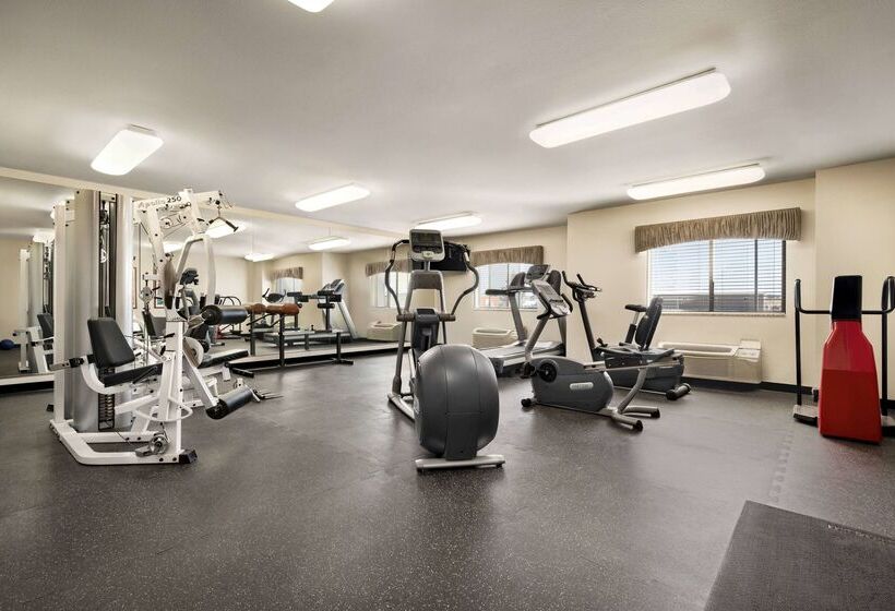 فندق Baymont By Wyndham Rawlins