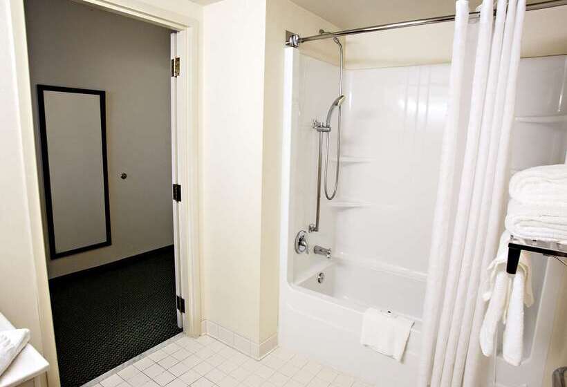 هتل Country Inn & Suites By Radisson, Harrisburg West Mechanicsburg