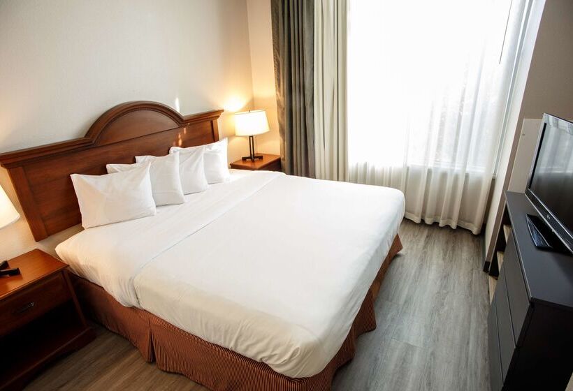هتل Country Inn & Suites By Radisson, Harrisburg West Mechanicsburg