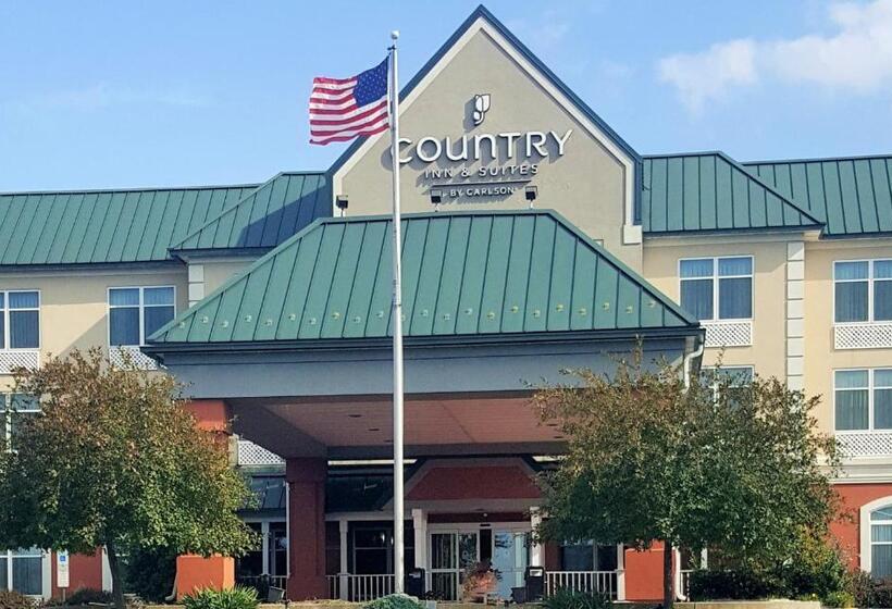 هتل Country Inn & Suites By Radisson, Harrisburg West, Pa