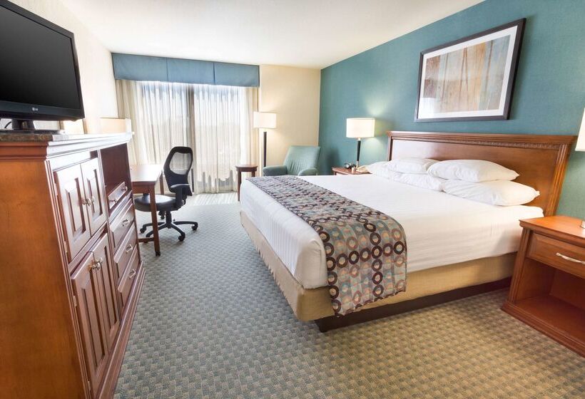 هتل Drury Inn & Suites Birmingham Lakeshore Drive