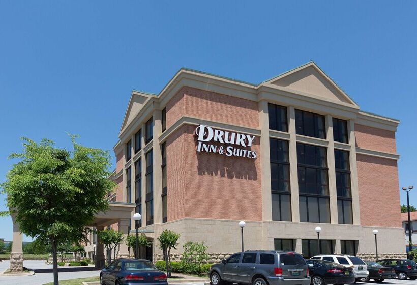 هتل Drury Inn & Suites Birmingham Lakeshore Drive