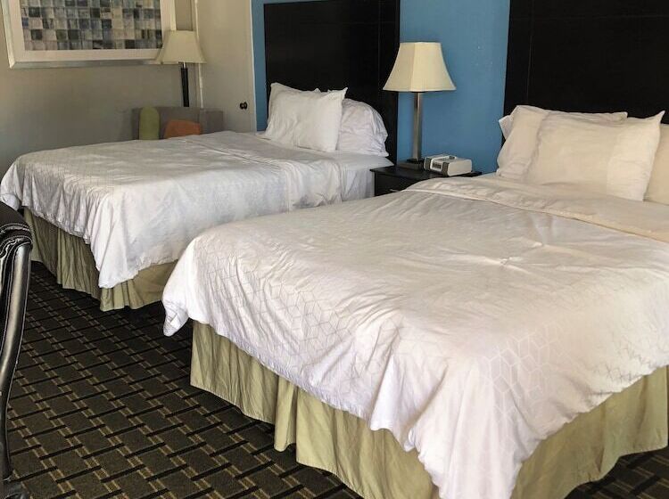 هتل Executive Inn