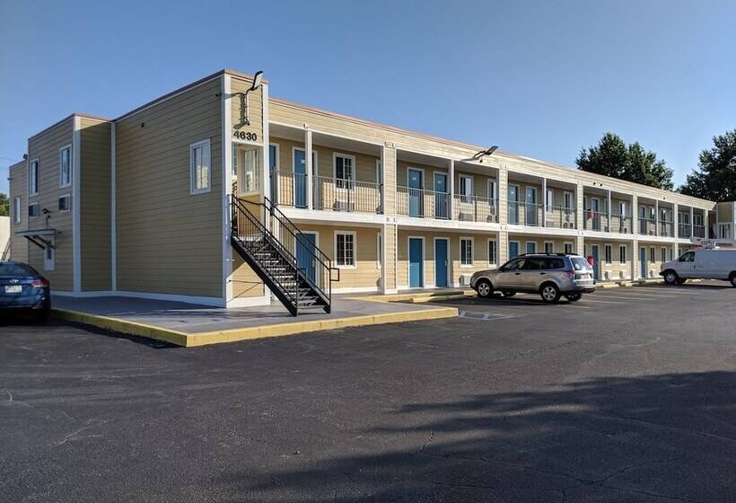 هتل Executive Inn