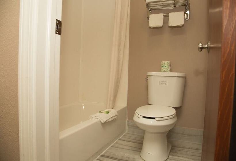 هتل Executive Inn