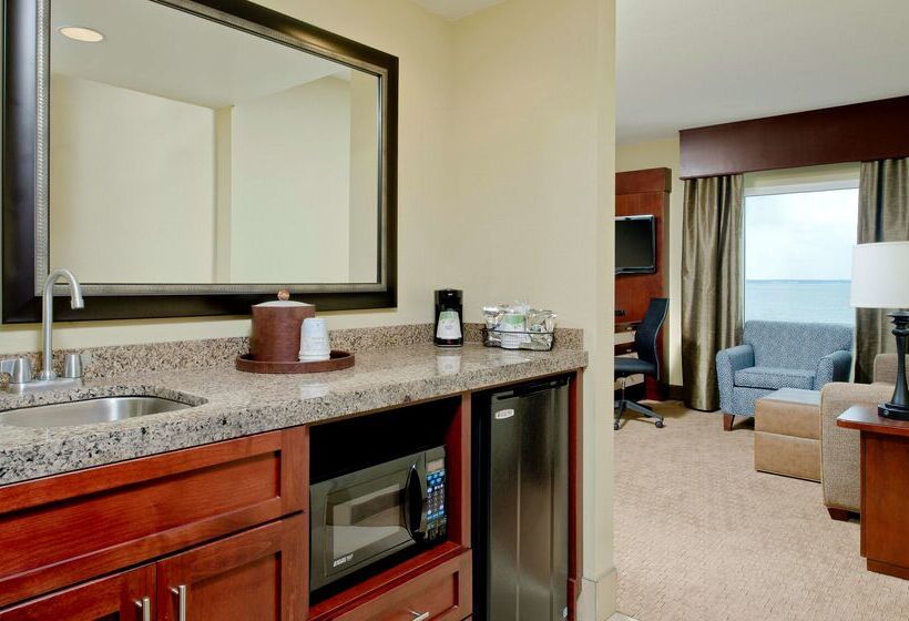 هتل Hampton Inn & Suites Ocean City/bayfront Convention Center