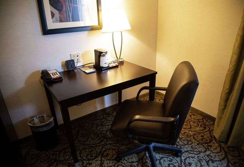 ホテル Hampton Inn & Suites Sharon