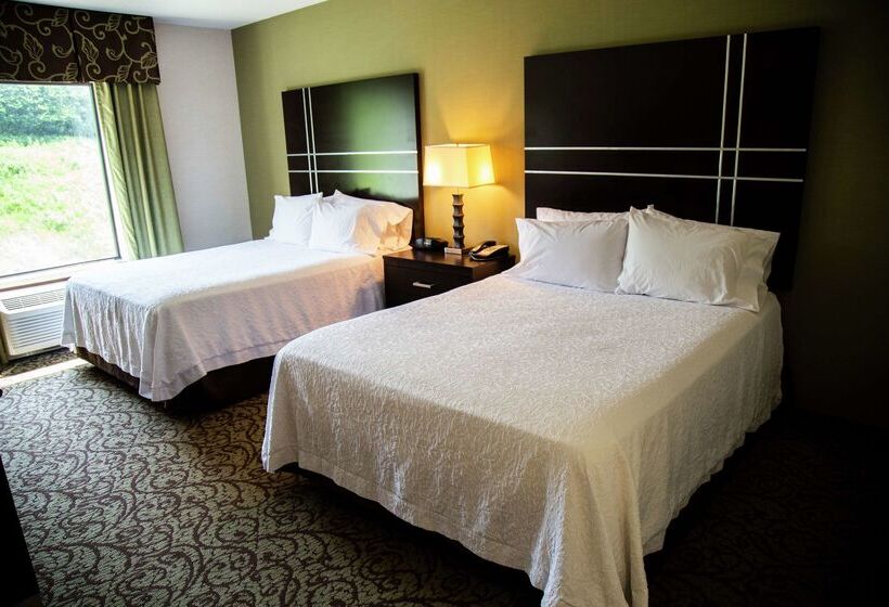 ホテル Hampton Inn & Suites Sharon