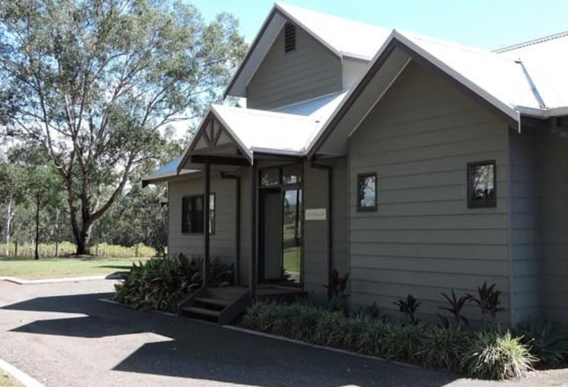 هتل Hermitage Lodge