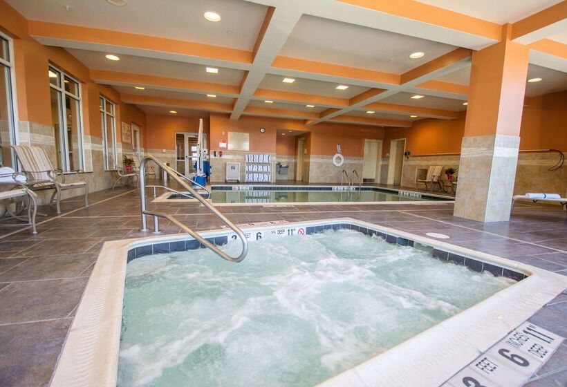 هتل Hilton Garden Inn Watertown/thousand Islands