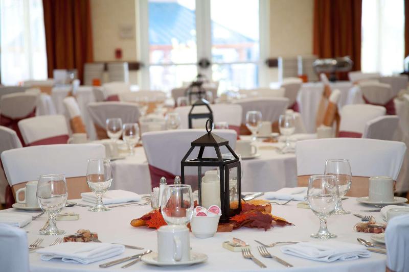 هتل Hilton Garden Inn Watertown/thousand Islands