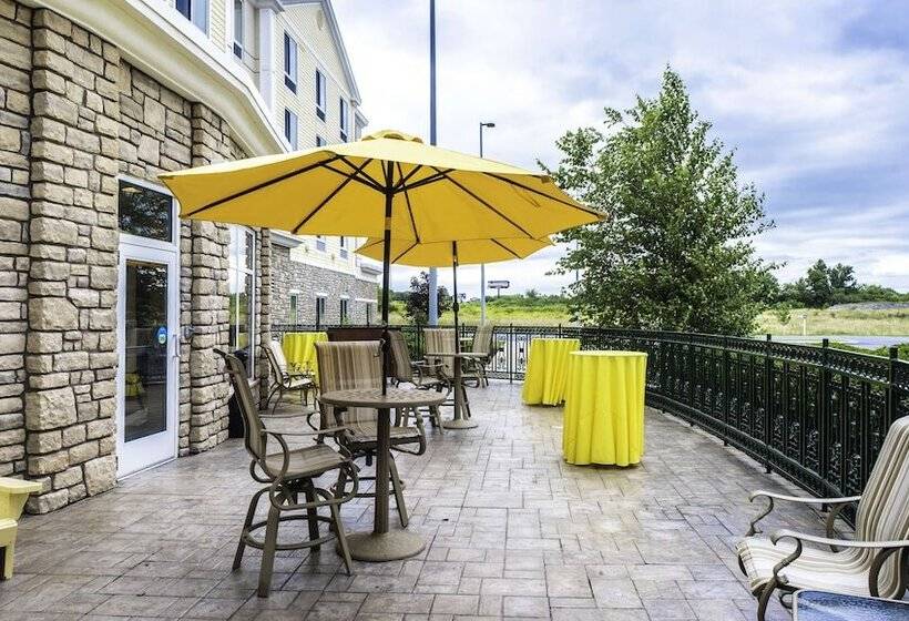 هتل Hilton Garden Inn Watertown/thousand Islands