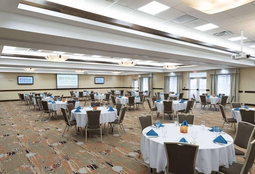 هتل Hilton Garden Inn Watertown/thousand Islands