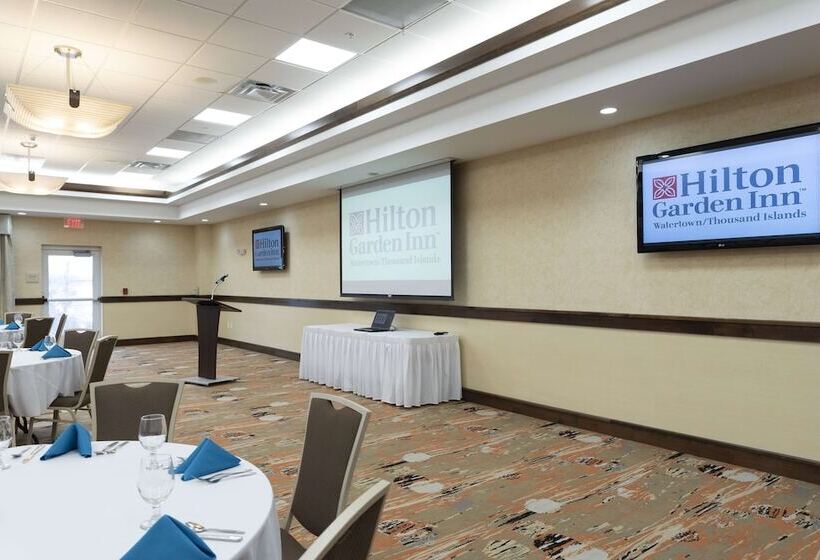 هتل Hilton Garden Inn Watertown/thousand Islands