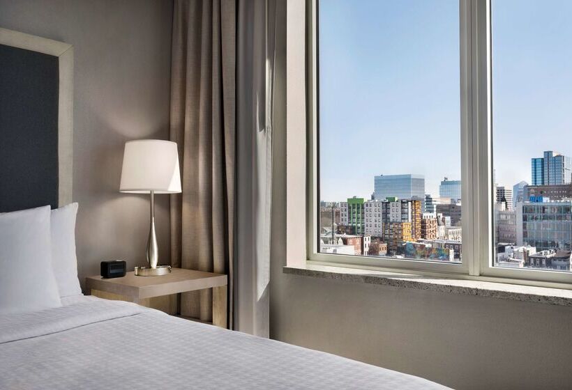 هتل Homewood Suites By Hilton University City