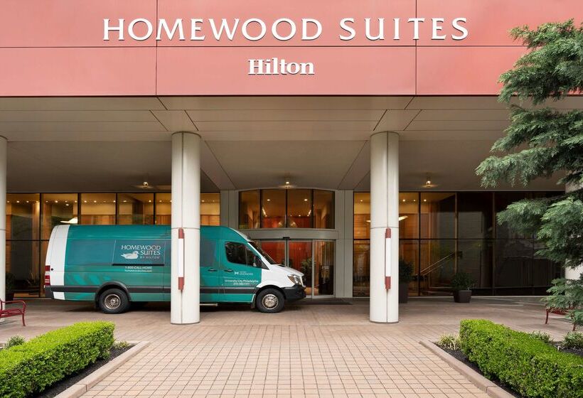 هتل Homewood Suites By Hilton University City