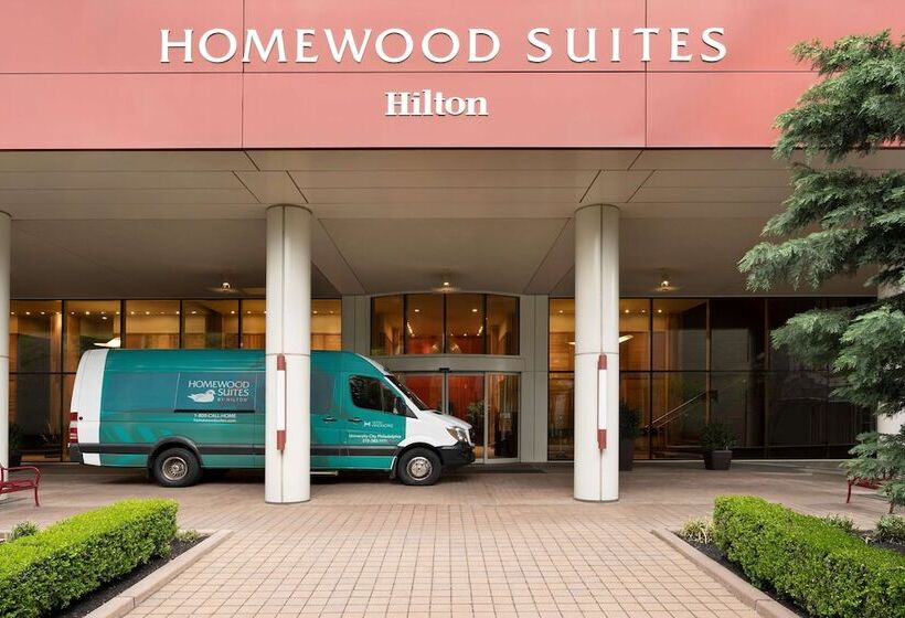 هتل Homewood Suites By Hilton University City