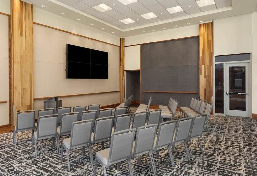 هتل Homewood Suites By Hilton University City