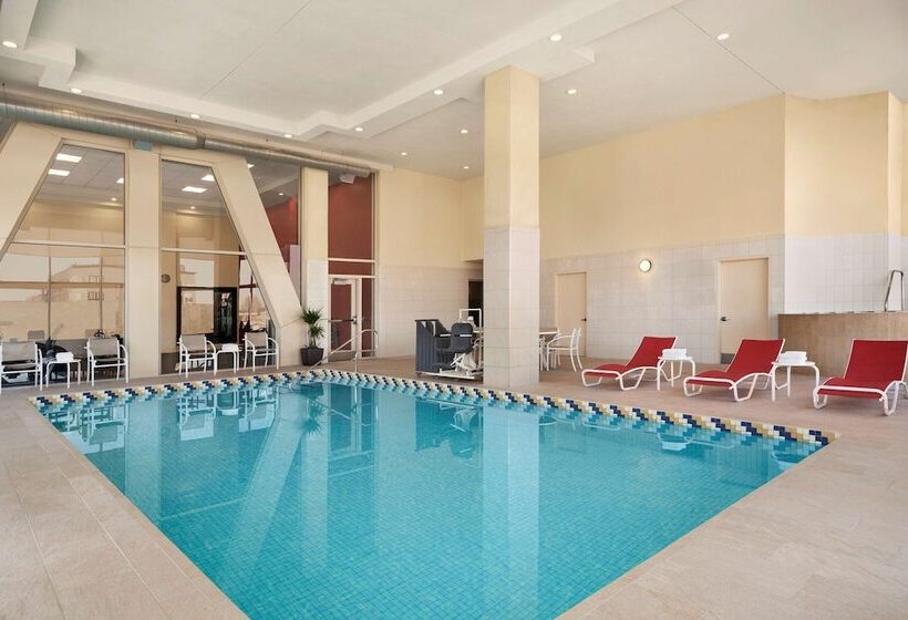 هتل Homewood Suites By Hilton University City