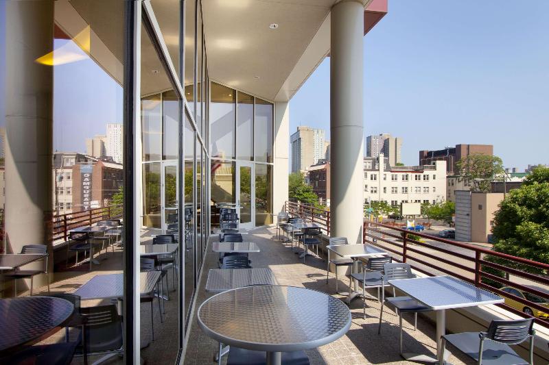هتل Homewood Suites By Hilton University City