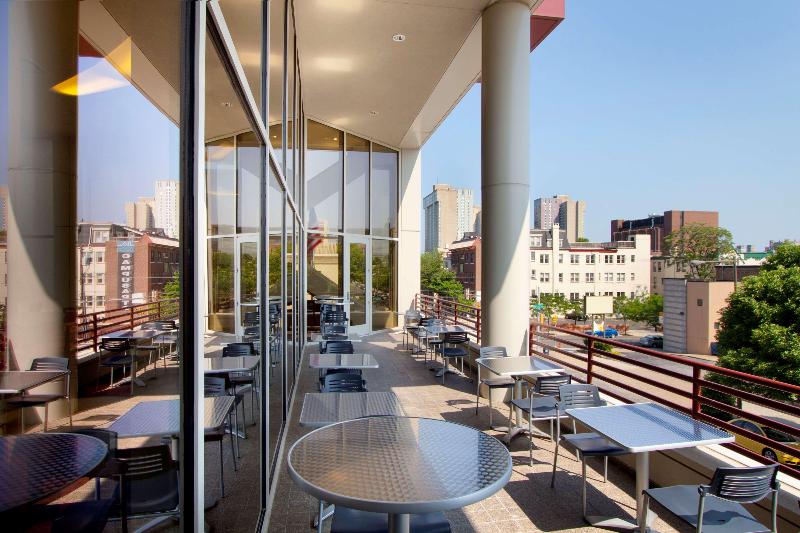 هتل Homewood Suites By Hilton University City