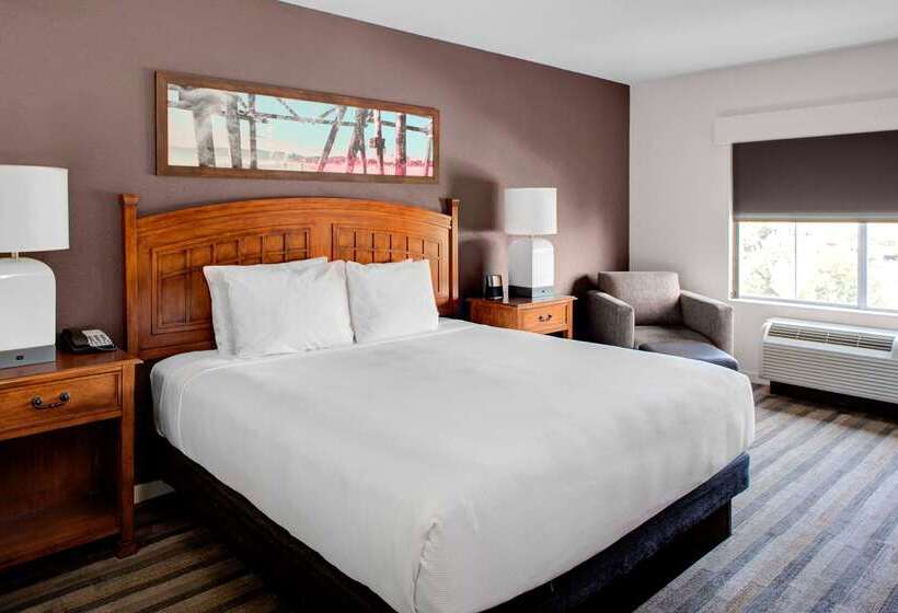 هتل Hyatt House Fishkill Poughkeepsie