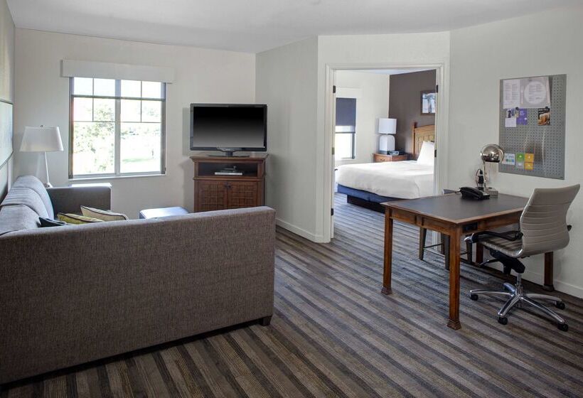 هتل Hyatt House Fishkill Poughkeepsie