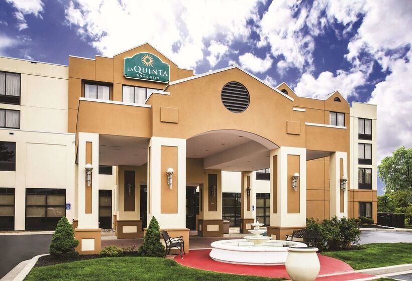 هتل La Quinta By Wyndham Newark   Elkton