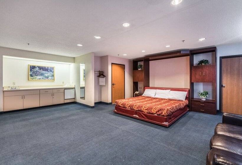 בית מלון כפרי Quality Express Inn & Suites