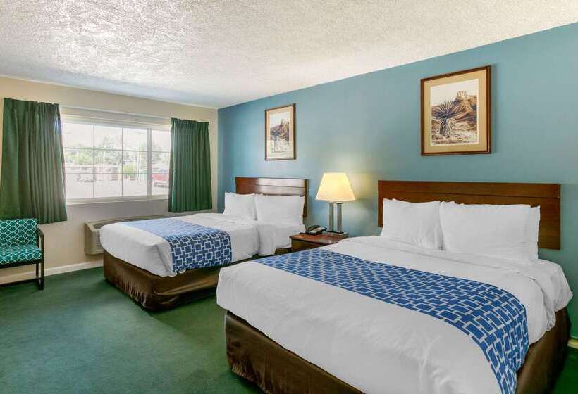 فندق Rodeway Inn