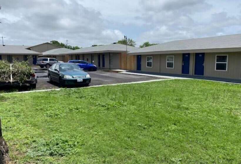 هتل Texas Inn