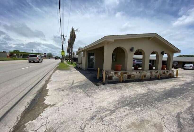 هتل Texas Inn