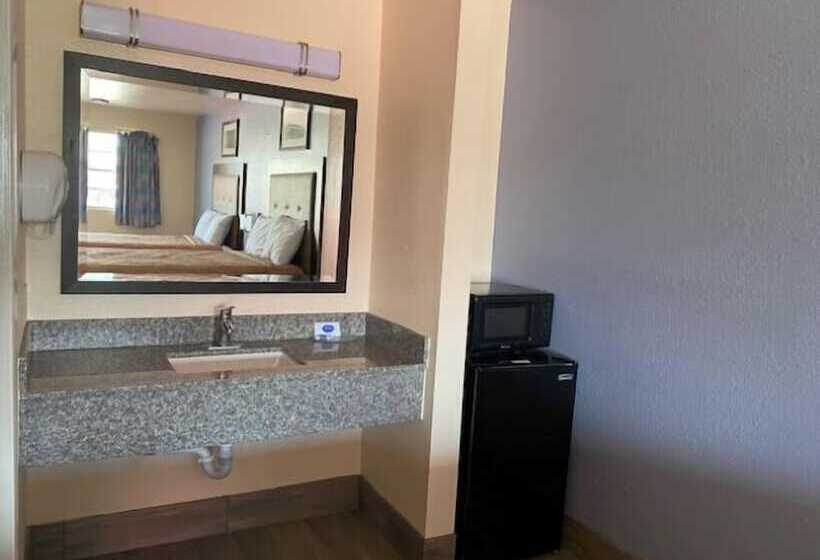 هتل Texas Inn