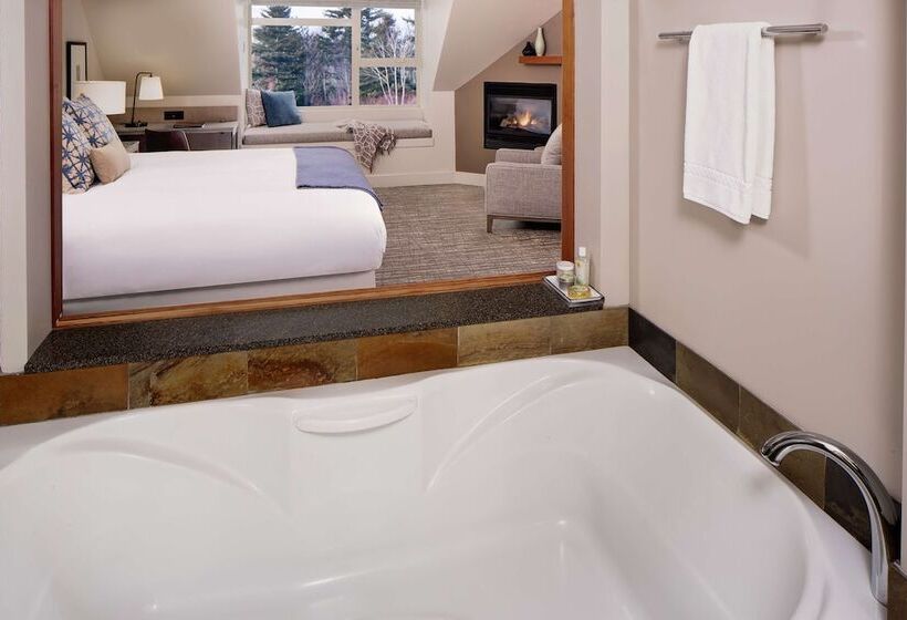 فندق Chrysalis Inn & Spa Bellingham, Curio Collection By Hilton