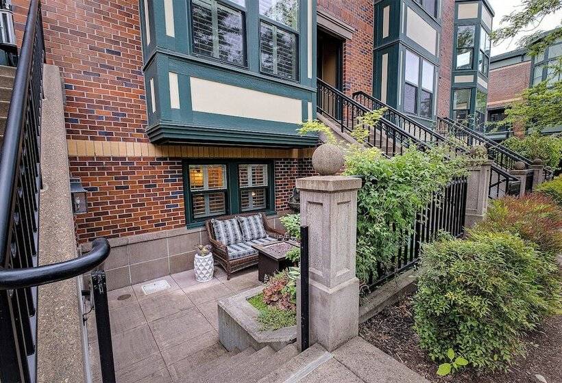 هتل The Orenco Station