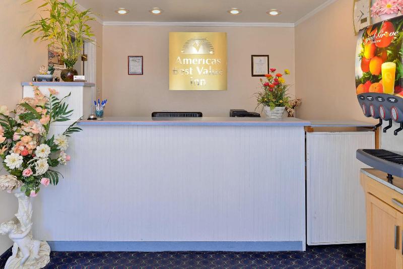فندق على الطريق Americas Best Value Inn & Suites Klamath Falls